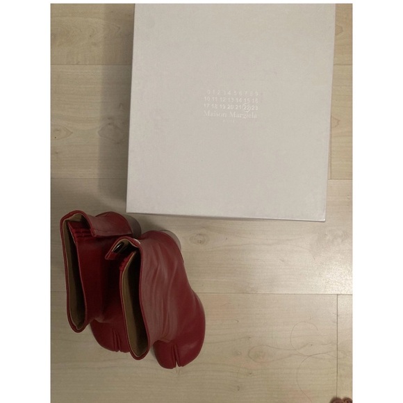Maison Martin Margiela Tabi Red Heeled Boots - Picture 4 of 5